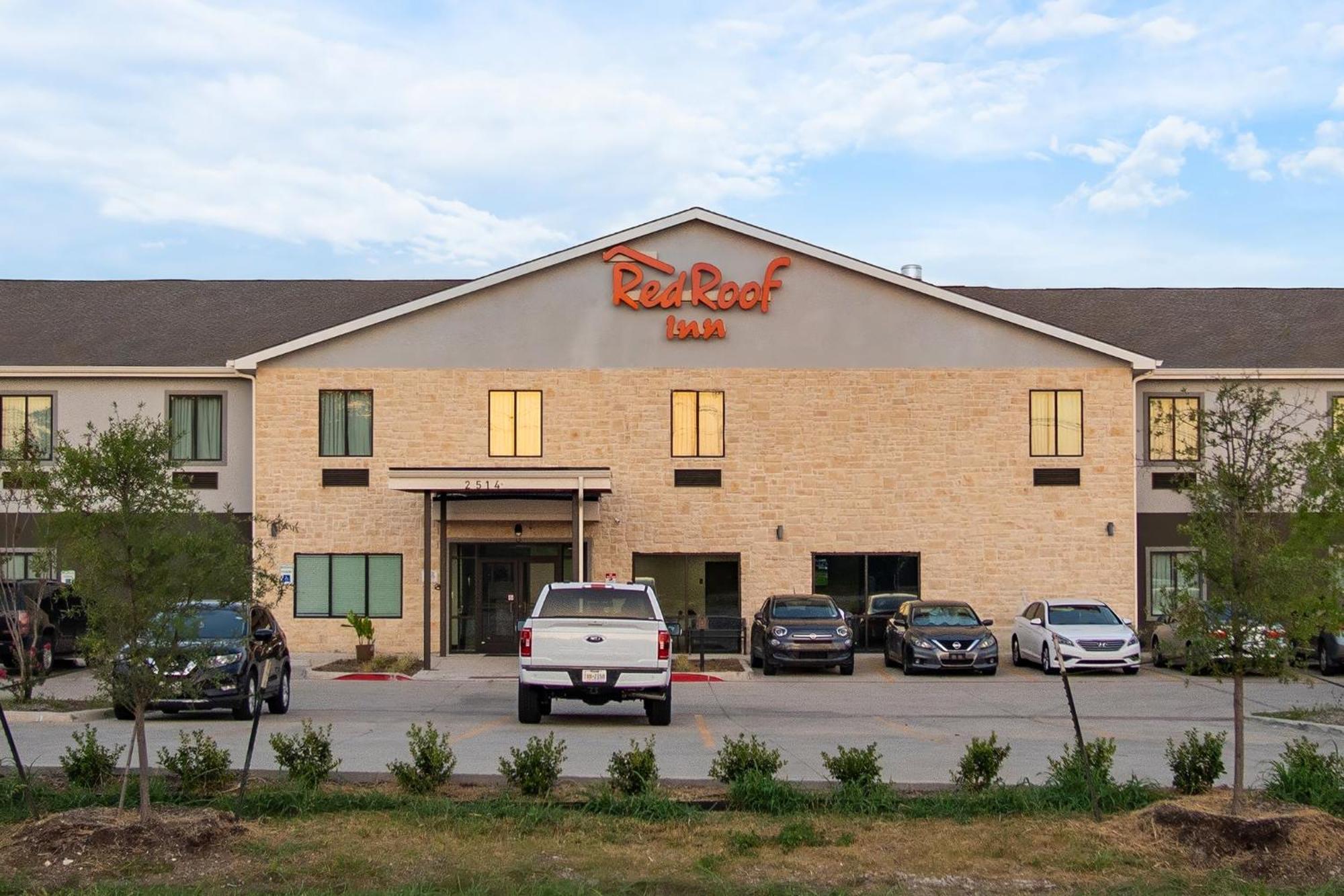 Red Roof Inn Lancaster, Tx Exterior photo