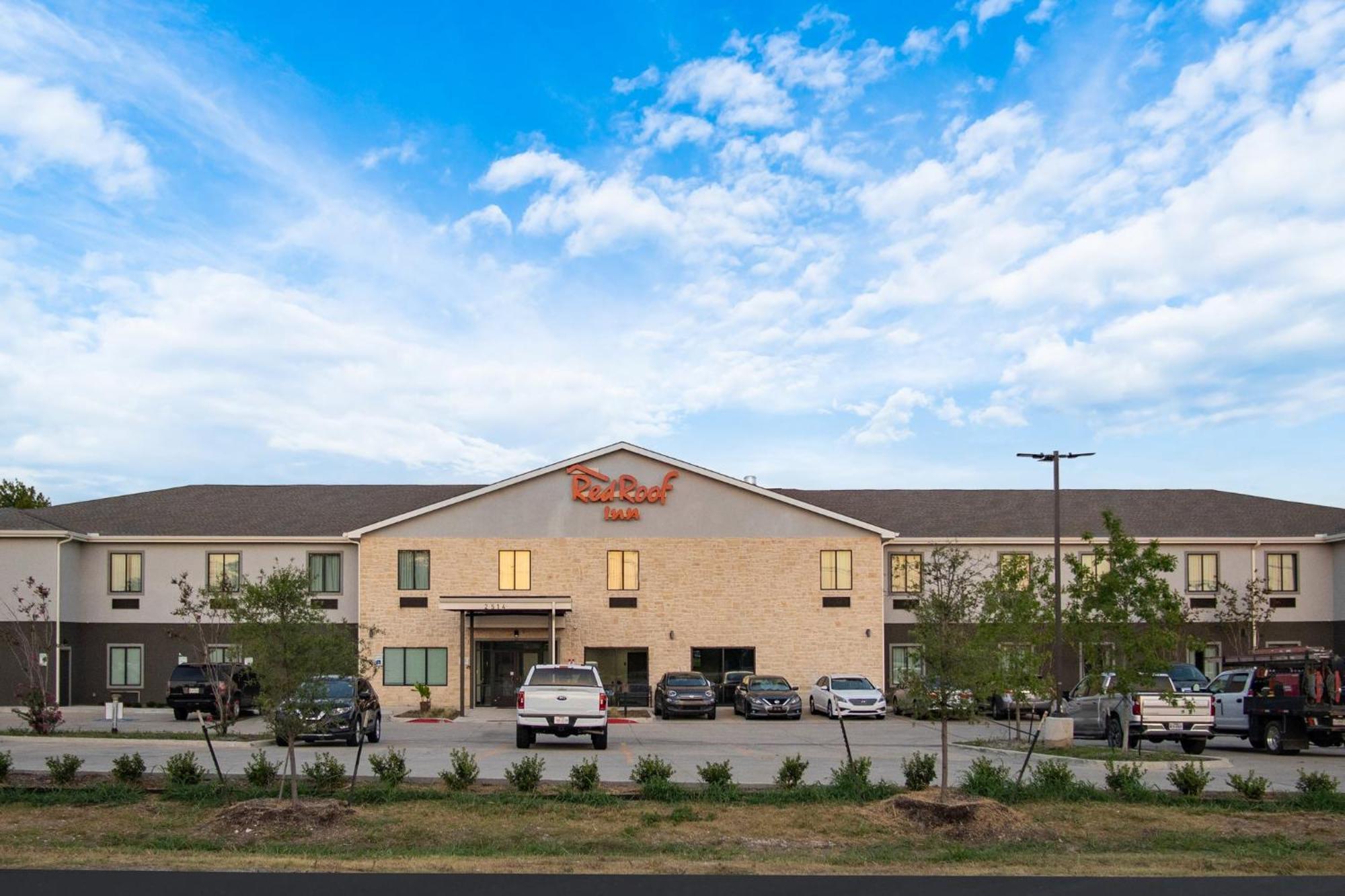 Red Roof Inn Lancaster, Tx Exterior photo